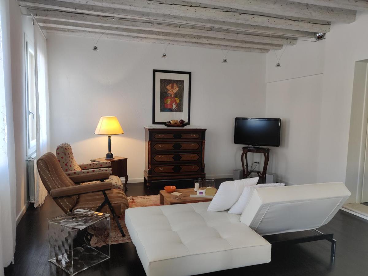Ada Canal House Чоджия Екстериор снимка
